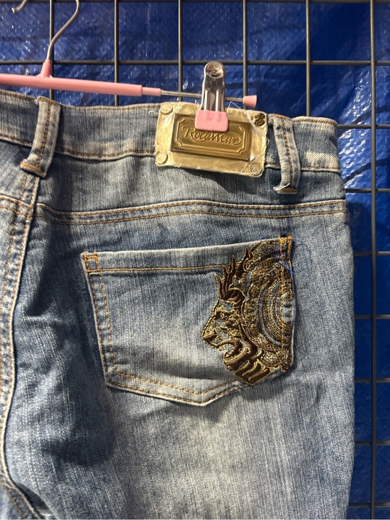 Rocawear Denim - Rocawear Women’s Light Blue Embroidered Pocket Jeans